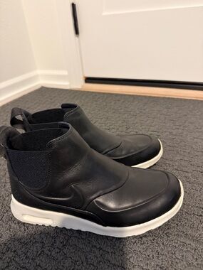 Nike Slip-On Leather Sneakers. I am cleaning out basement shoe locker.